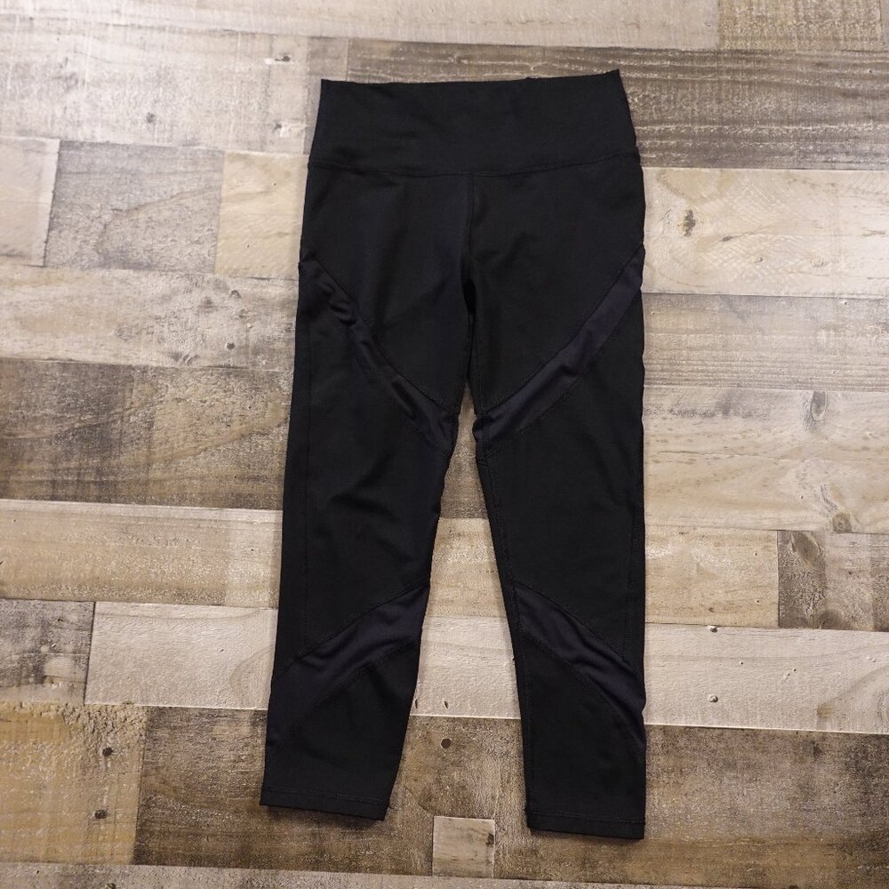Aerie High Rise Crop Capri Leggings Women’s Medium Short Black Mesh‎